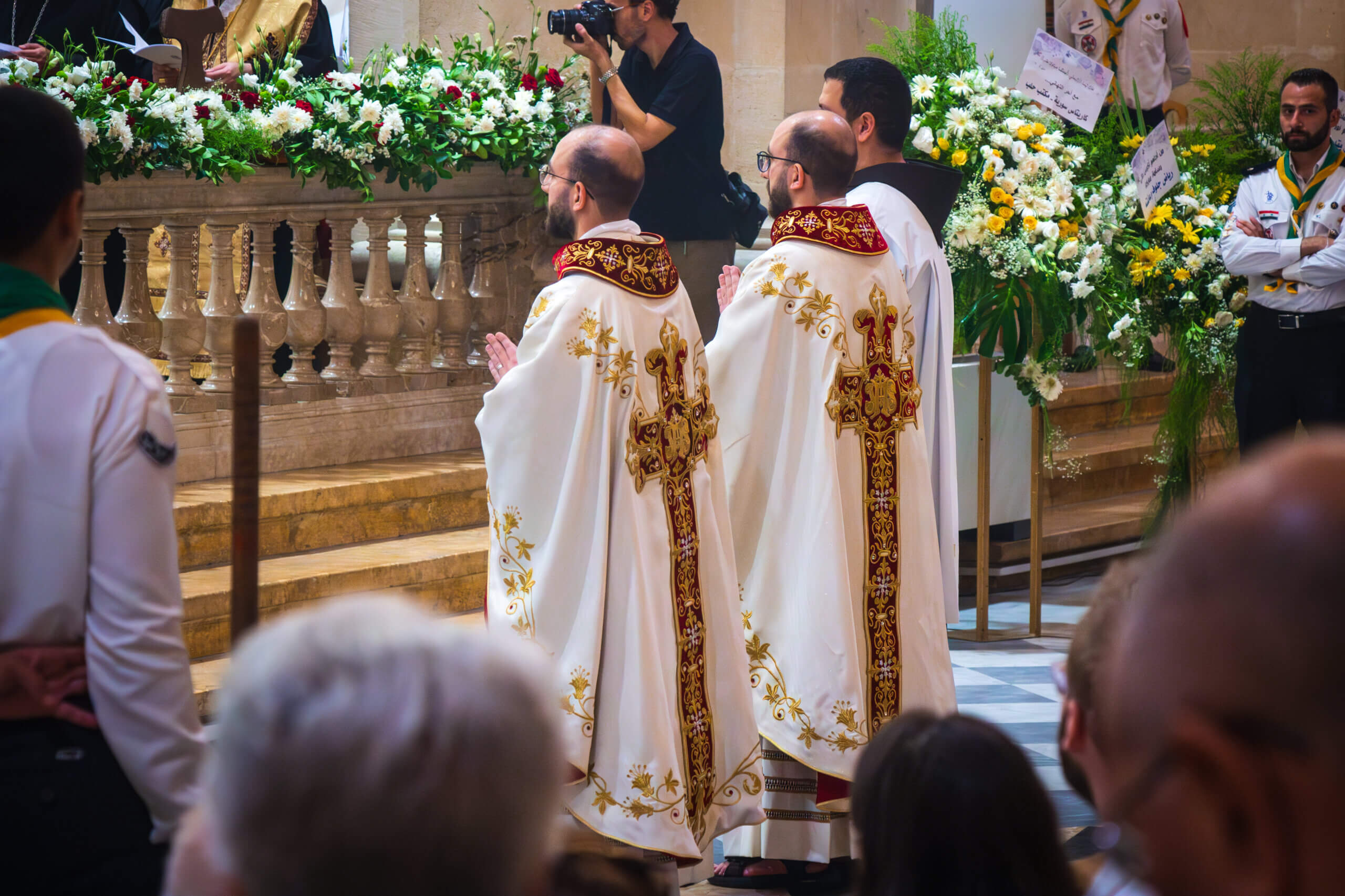 sos-chretiens-orient-syrie-alep-eglise-latine-saint-francois-messe-ordination-freres-jallouf