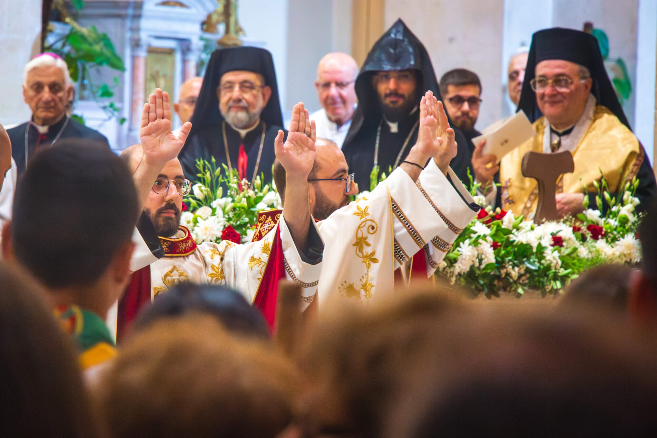 sos-chretiens-orient-syrie-alep-eglise-latine-saint-francois-ordination-freres-jallouf-messe